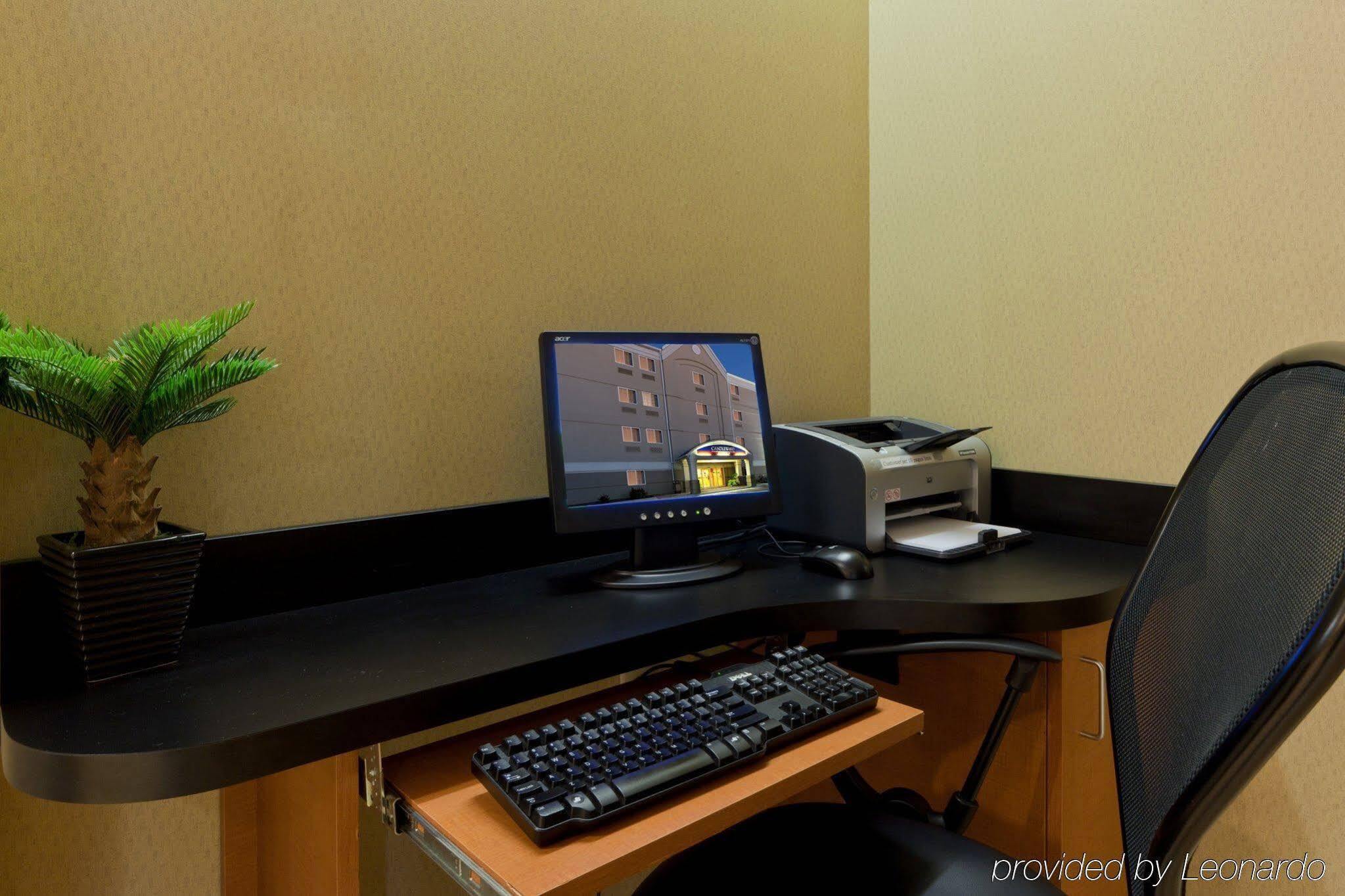 Candlewood Suites Winchester By Ihg Ngoại thất bức ảnh